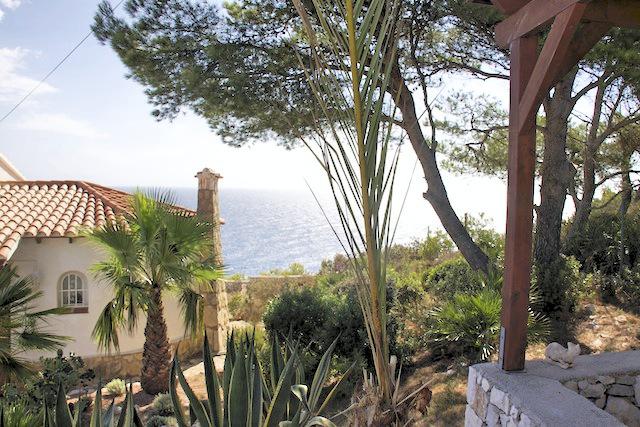 Javea - samostatná vila v 1.linii u moře